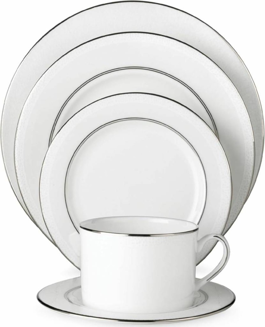 Kate Spade New York White Cypress Point Creamer - 0.89 Lb Elegant Dairy Pourer for Coffee & Tea